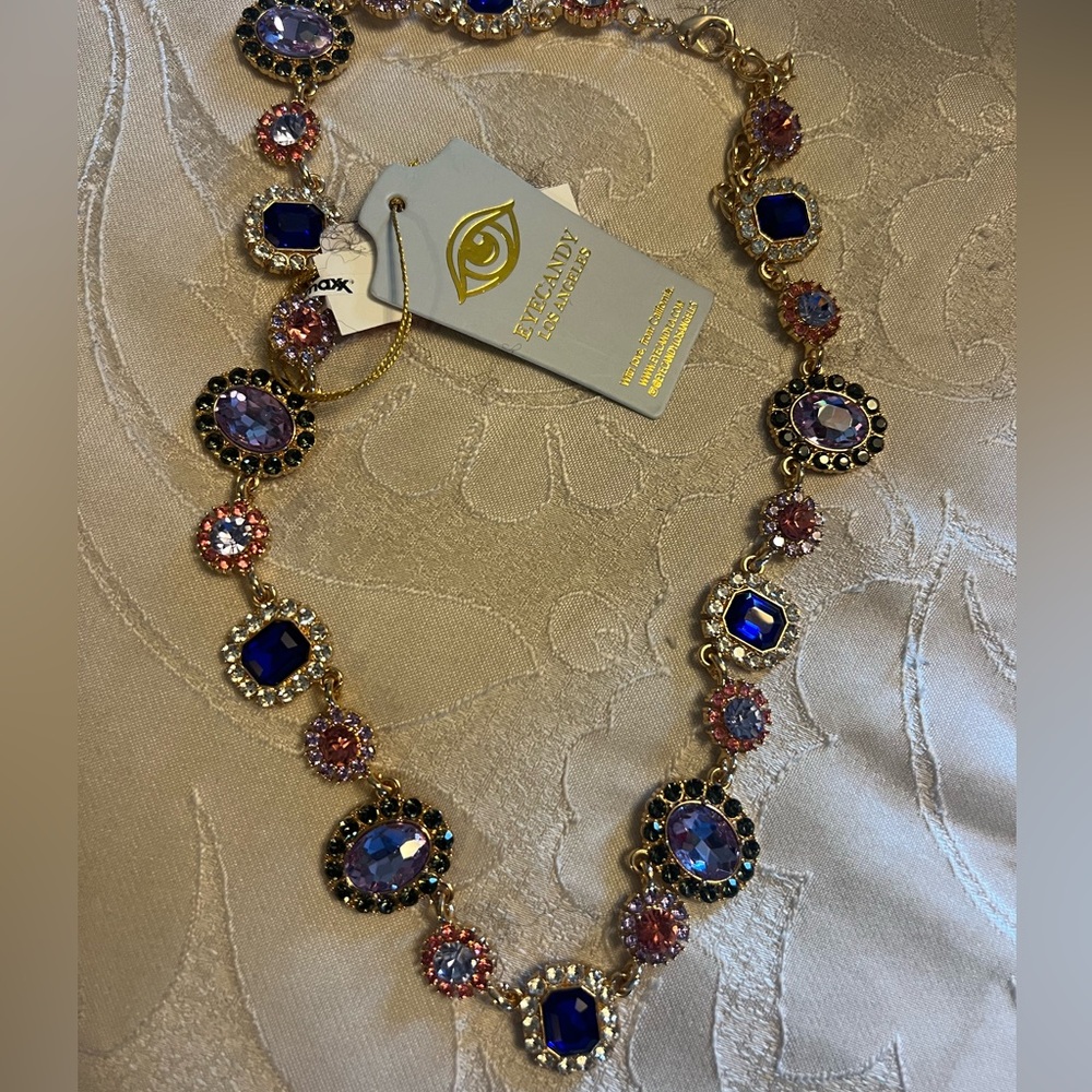 Elegant Gold and Blue Necklace